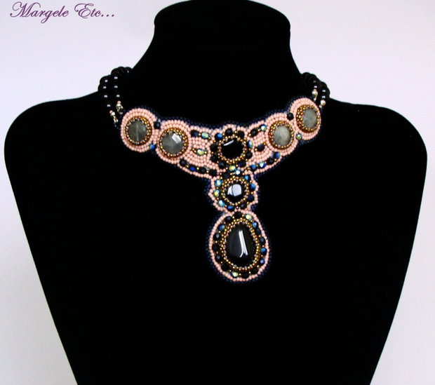 Antique Chic- colier