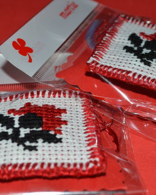 Martisor cu motive traditionale m 02