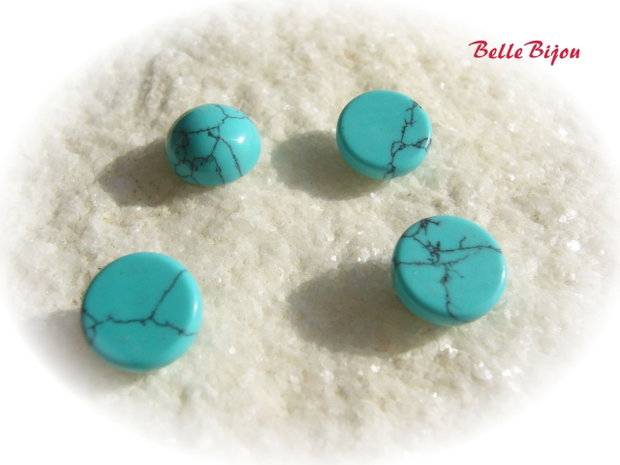 Cabochon din turcoaz reconstituit aprox 5x10 mm