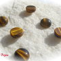 Cabochon din ochi de tigru aprox 5x10 mm