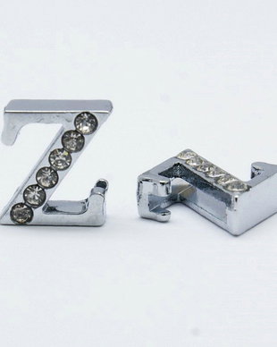 Litera Z, strasuri, culoarea platinei