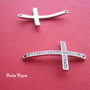 Link cruce argintie cu cristale din sticla, aprox 5x25x41mm