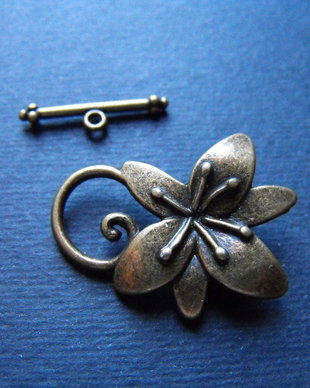 INCHIZATOARE TOGGLE BRONZ  - 30 X 24  MM