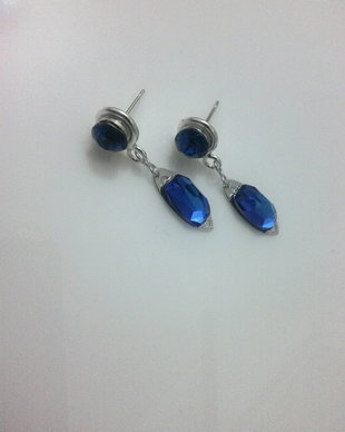 "Electric Blue'-vandut