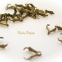 (10 bucati) Gheruta agatatoare aprox 4x8 mm, finisaj bronz