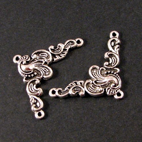 5323 - (1buc) Chandelier / charms, conector, argintiu antichizat, 42x26mm