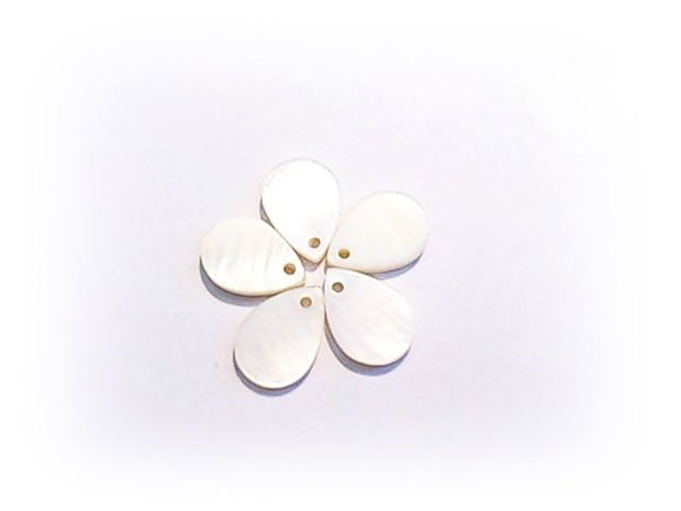 1b charm sidef lacrima alb 13x10mm (AG0017)