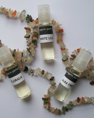 PARFUM DE PULS ORGANIC FLORALIA/ WHITE LILLY/ ALBA FREZIA/ VIOLETTE