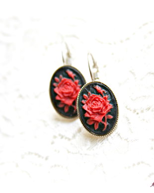 Cercei Red rose
