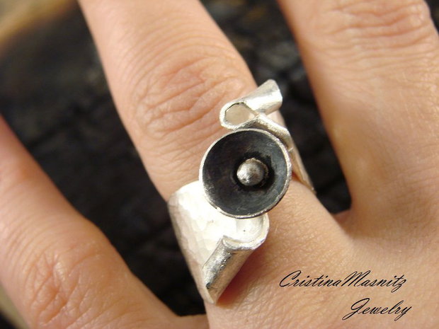 Little Black Flower... REZERVAT E.