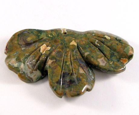 5530 - Pandantiv, jasp kambaba, floare sculptata, verde kaki maro olive