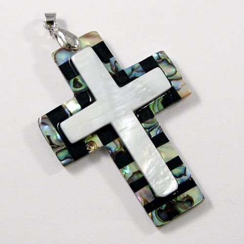 5539 - Pandantiv, cruciulita, sidef alb, scoica paua abalone