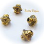 Distantier auriu antichizat aprox 6x6.5 mm