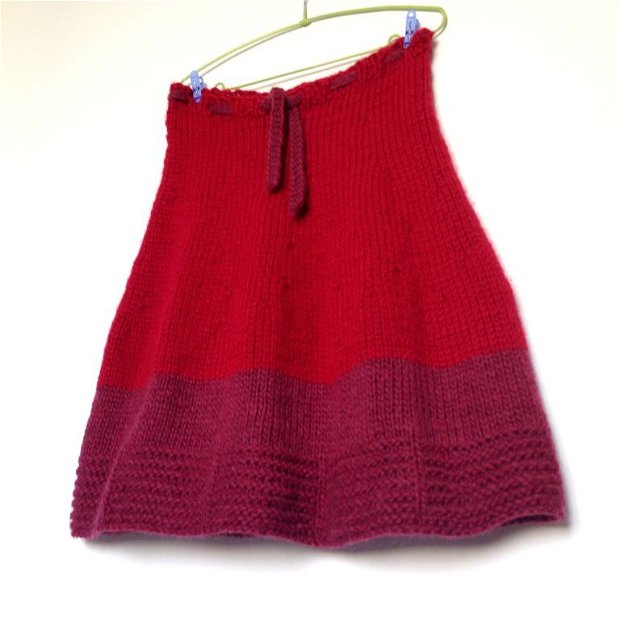 Fusta lana tricotata manual rosu visiniu