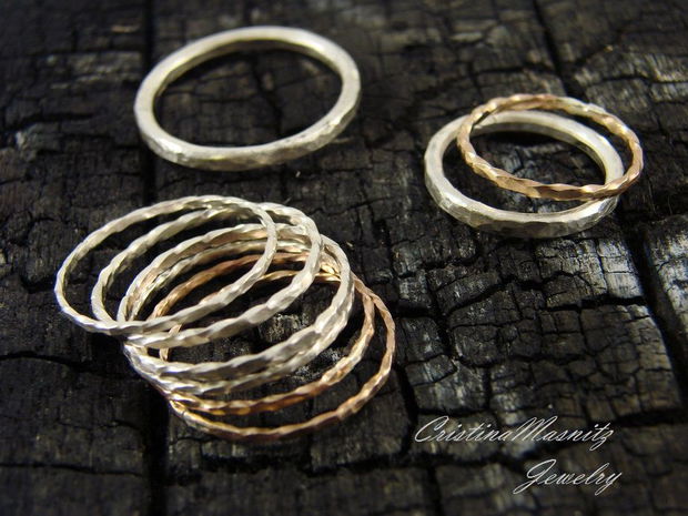 Stacking Rings din argint 925 si goldfilled cu textura de ciocan - REZERVAT E.