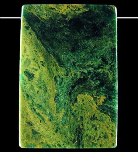 5585 - Pandantiv, jad / jadeit african, 45x31x5mm