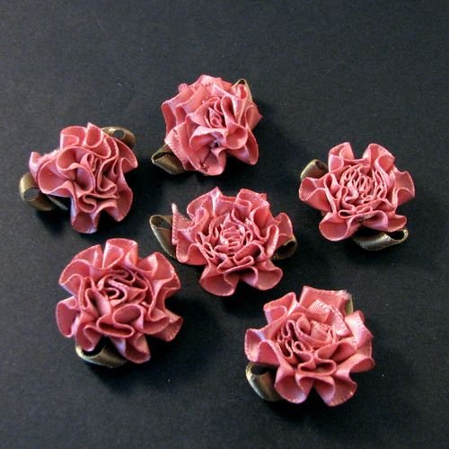 5632 - (6buc) Floricele din saten, roz prafuit, aprox.28mm