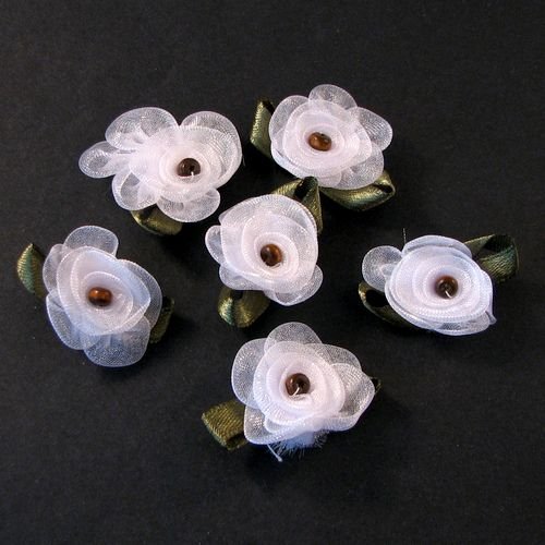5637 - (6buc) Floricele din organza si saten, alb, aprox.26mm