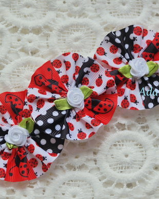 Martisor-bentita cu mamarute