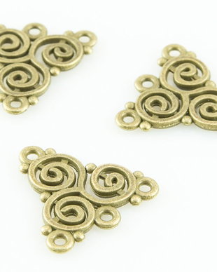 I1183 Conector finisaj bronz cu 3 gauri, 19.5x19.5mm