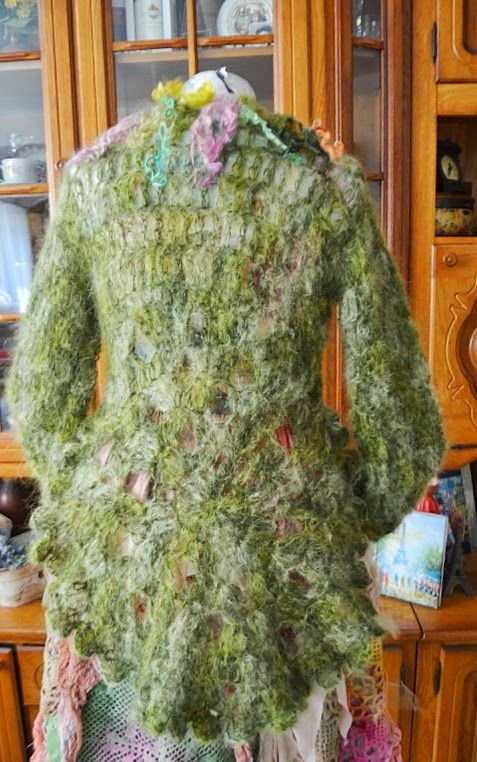 Cardigan crosetat cu carlionti de lana Spring Fairy(REZERVAT)