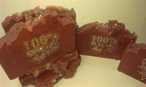 ,,LUXURY SOAP II'' - SAPUN HANDMADE, ANTIAGING (cu:suc din struguri rosii & roiba)