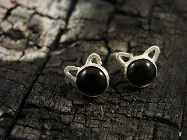 Cercei din argint 925 si cabochon de onix - Black Cats...