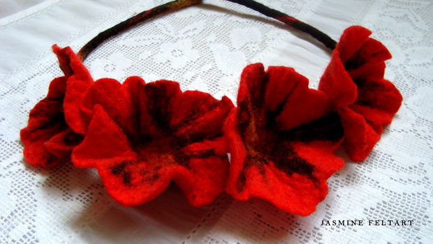 Colier "Poppies"