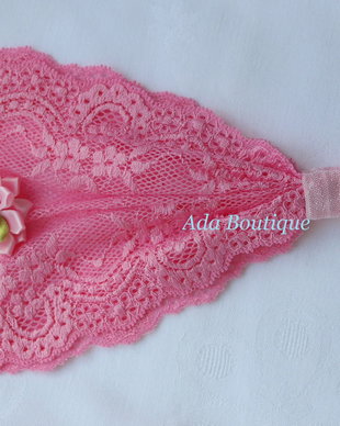 Bandana din dantela roz