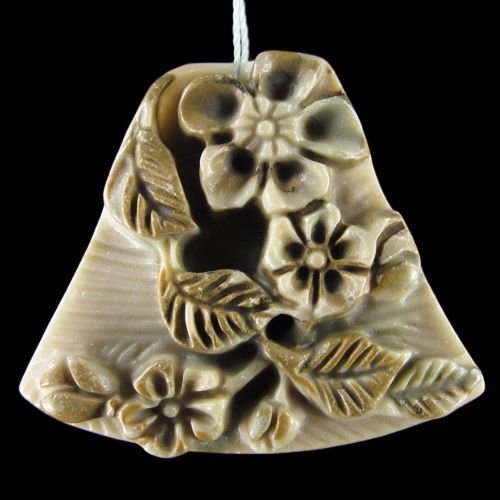 5469 - Pandantiv, floare sculptata, ribbon jasper, gri / beige, 47x39x10mm