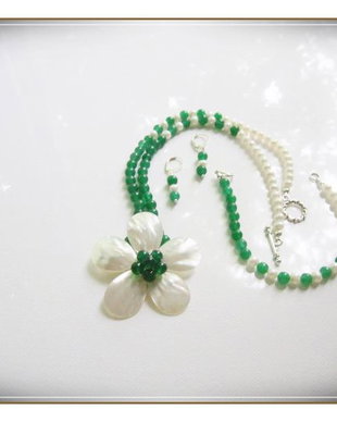 SET- PERLE ALBE DE CULTURA SI JAD VERDE-SMARALD