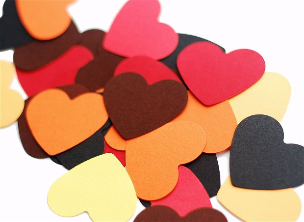 Set 1000 Inimioare  din carton colorat  -  rosu, negru, oranj, galben, maro