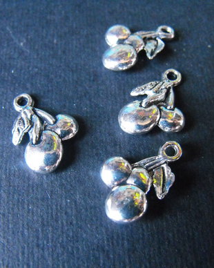 PANDANTIV CIRESE - 18 X 12 MM