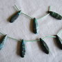 1b Chrysocolla pandantiv lacrima fatetata 30x10mm (SRG5 43)