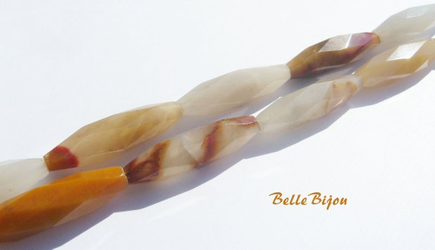 Agate fatetate tuburi lungi aprox 9x35 mm