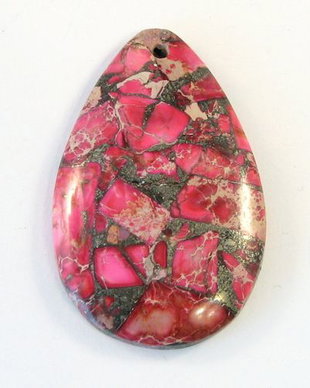 5750 - Pandantiv, sediment marin colorat fuchsia, pirita, picatura, 48x31x7mm