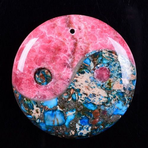 4304 - Pandantiv, yinyang, rodocrozit si sediment marin, 40x8mm