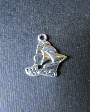 PANDANTIV BARCA - 18 X 17 MM