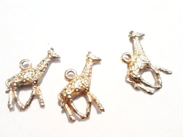 1b Charm / pandantiv placat cu aur Girafa 20 x 17 mm (GPLAK 102 )