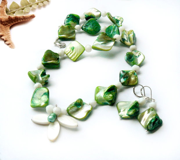 Set cu perle biwa