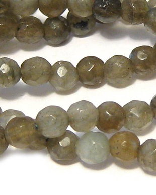Labradorit natural fatetat, 4 mm
