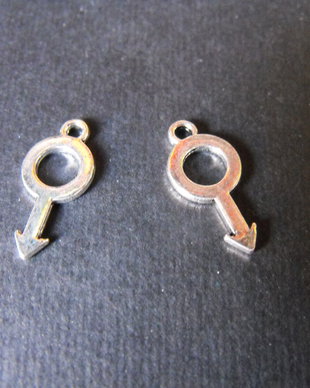 PANDANTIV  - 18 X 8 MM