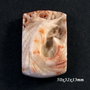 6099 - Pandantiv, malachit rosu natural sculptat, pestele spada