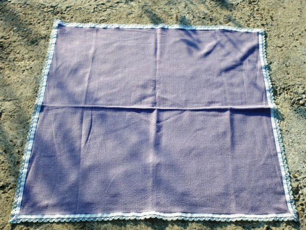 Fata de masa