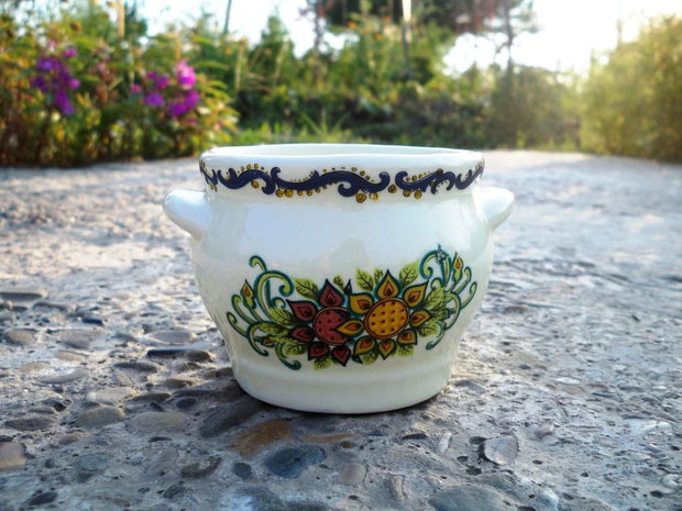 Vas ceramic