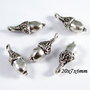 6123 - (2buc) Charms, ghinda, aliaj metalic argintiu