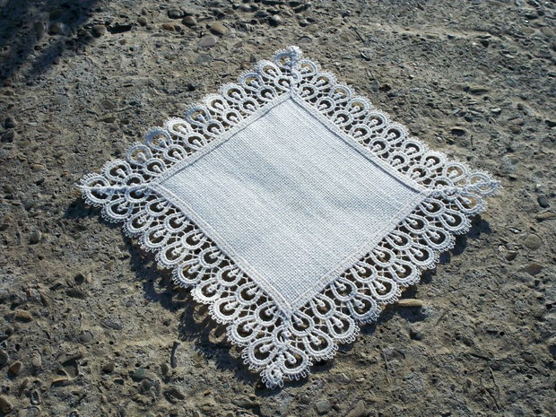 Decoratiune dantelata