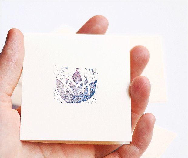 Mini cartonas dublu pentru prezentare produs, eticheta informatii, thank you card cu stampila lotus sculptata manual
