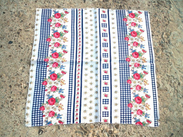 Material textil(rezervat)