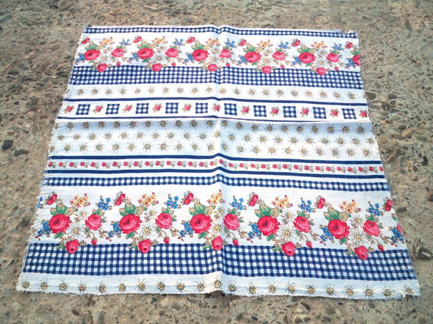 Material textil(rezervat)